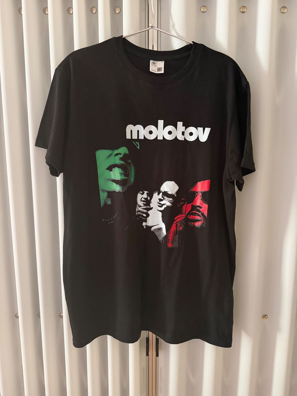 T-Shirts: Molotov t-Shirt Gr. Medium New – Neu (gemäss Beschreibung) aus Zürich von VR2528 1