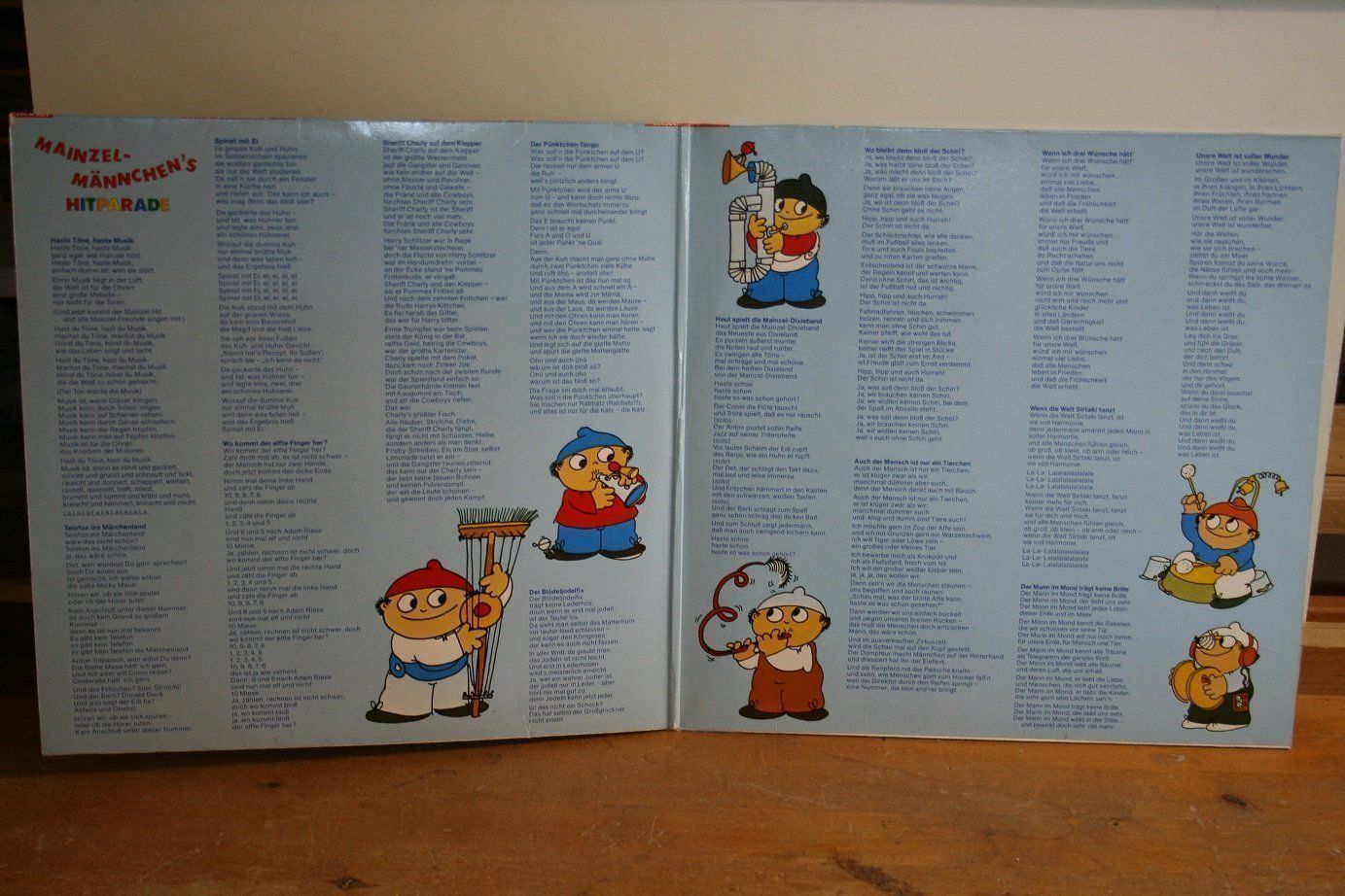 Dischi in vinile: Pinocchio, Tischlein deck dich, 4 LPs – Usato da Wettingen venduto da zibi137 2