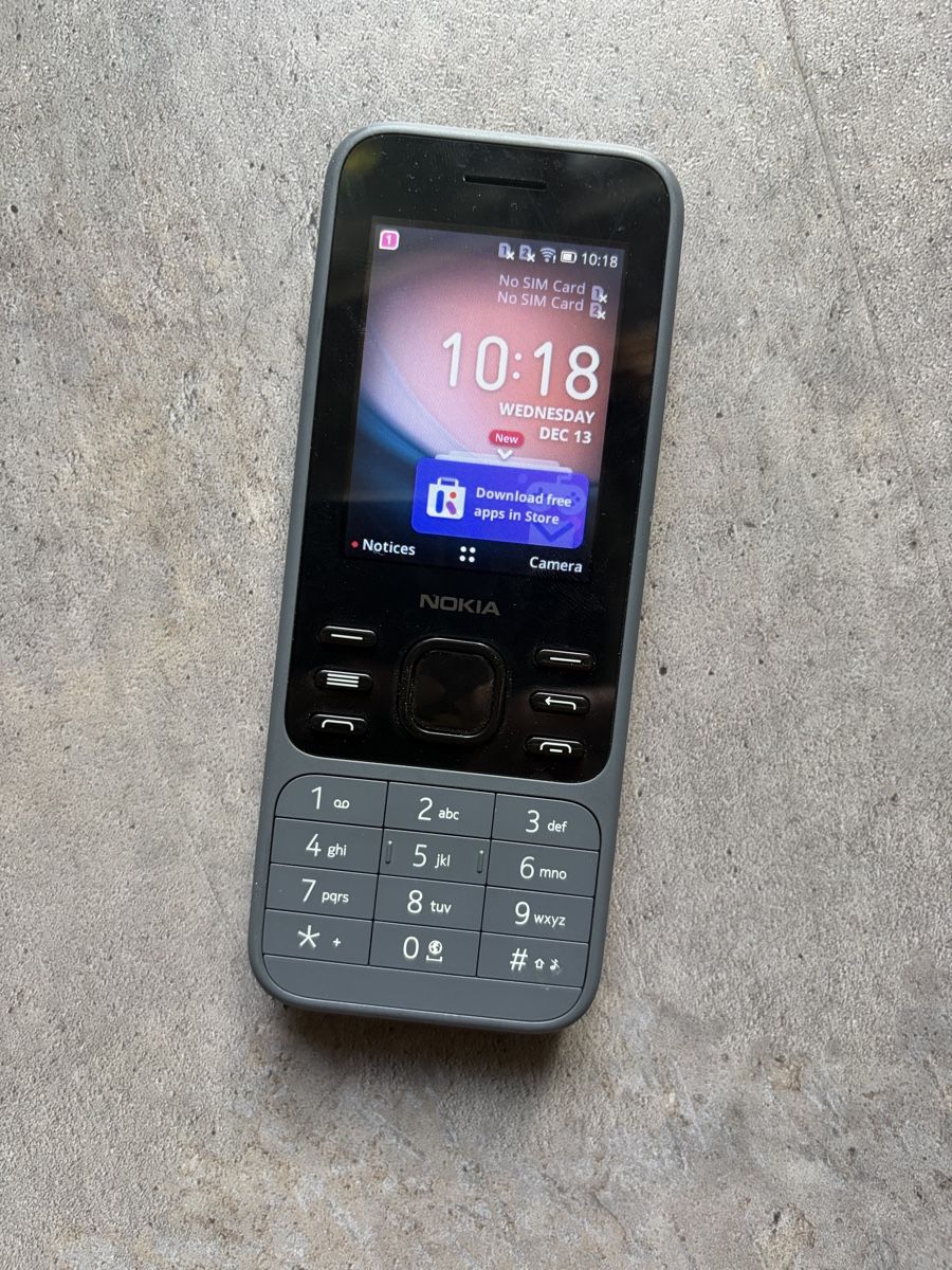 Nokia Handys / Smartphones: Nokia 6300 4G – Neu (gemäss Beschreibung) aus Zürich von convolkconved 3