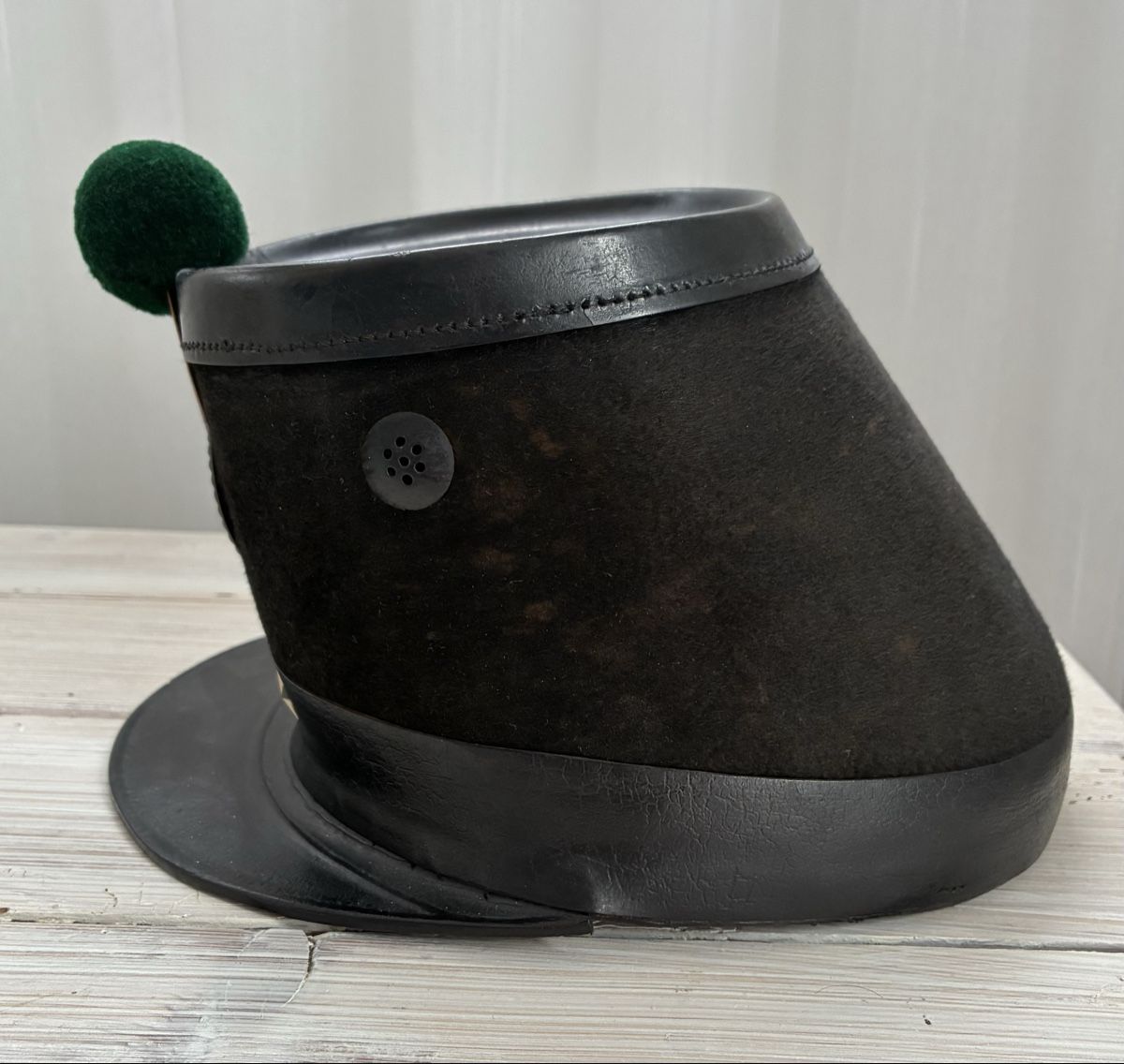 Schweizer Armee Uniformi: Tschako 1861 Fribourg – Usato da Gutenswil venduto da Antiques77 1