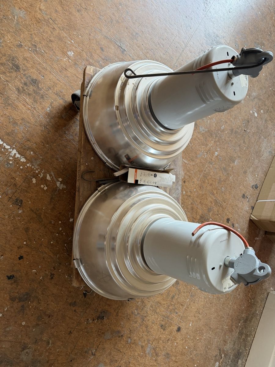 Siemens Lampade: Grosse Industrieleuchten von Siemens – Usato da Rickenbach Sulz venduto da nne_bfh2 2