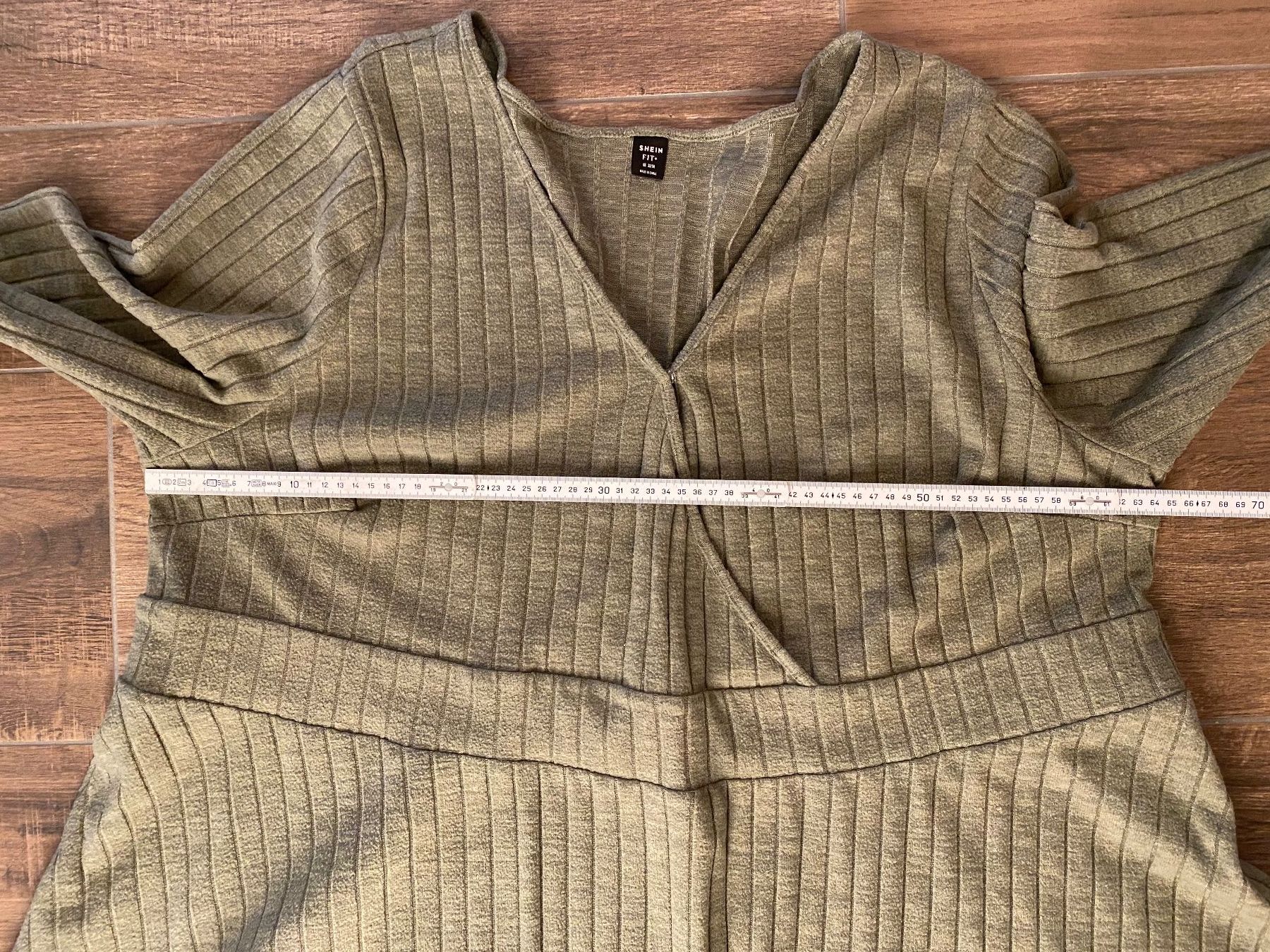 Shein Vestiti: Kleid langarm mit V-Ausschnitt oliv Gr. 56 / 58 / 60 – Usato da Pratteln venduto da a23_j2gs 7