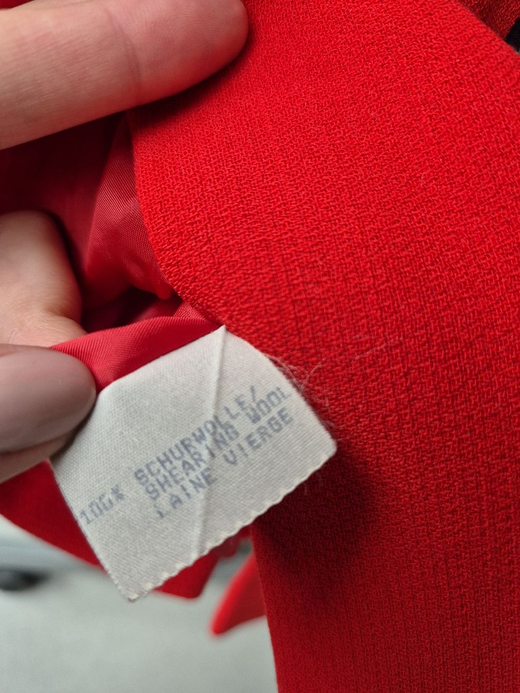 Giacche: Givenchy: Veste rouge taille 50 super état – Nuovo (secondo la descrizione) da St-Pierre-Clages venduto da _RV 3