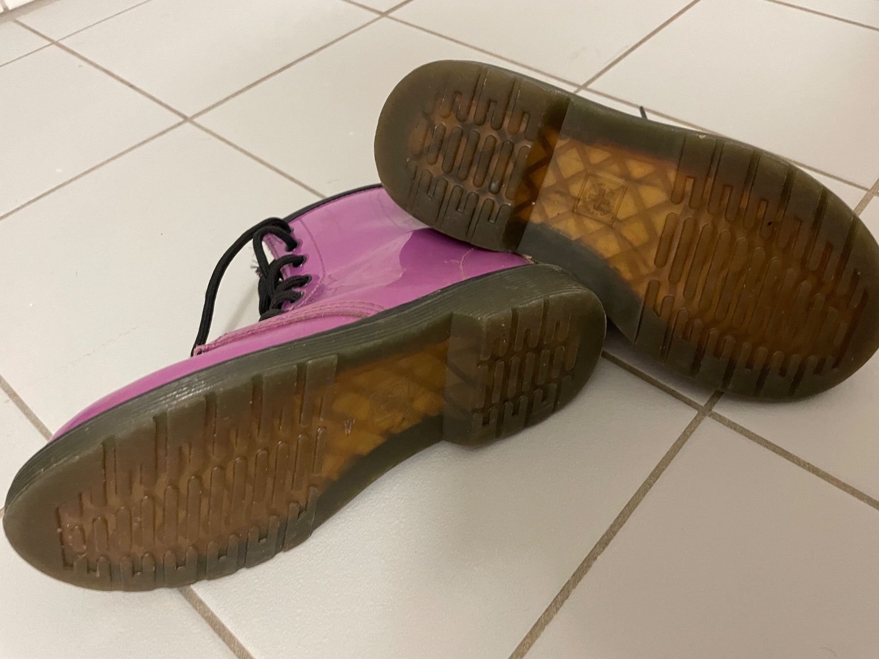 Dr. Martens Schuhe für Jungen: Dr. Marten,s Kinder Stiefel gr 33 – Gebraucht aus St. Gallen von Emifrei 1