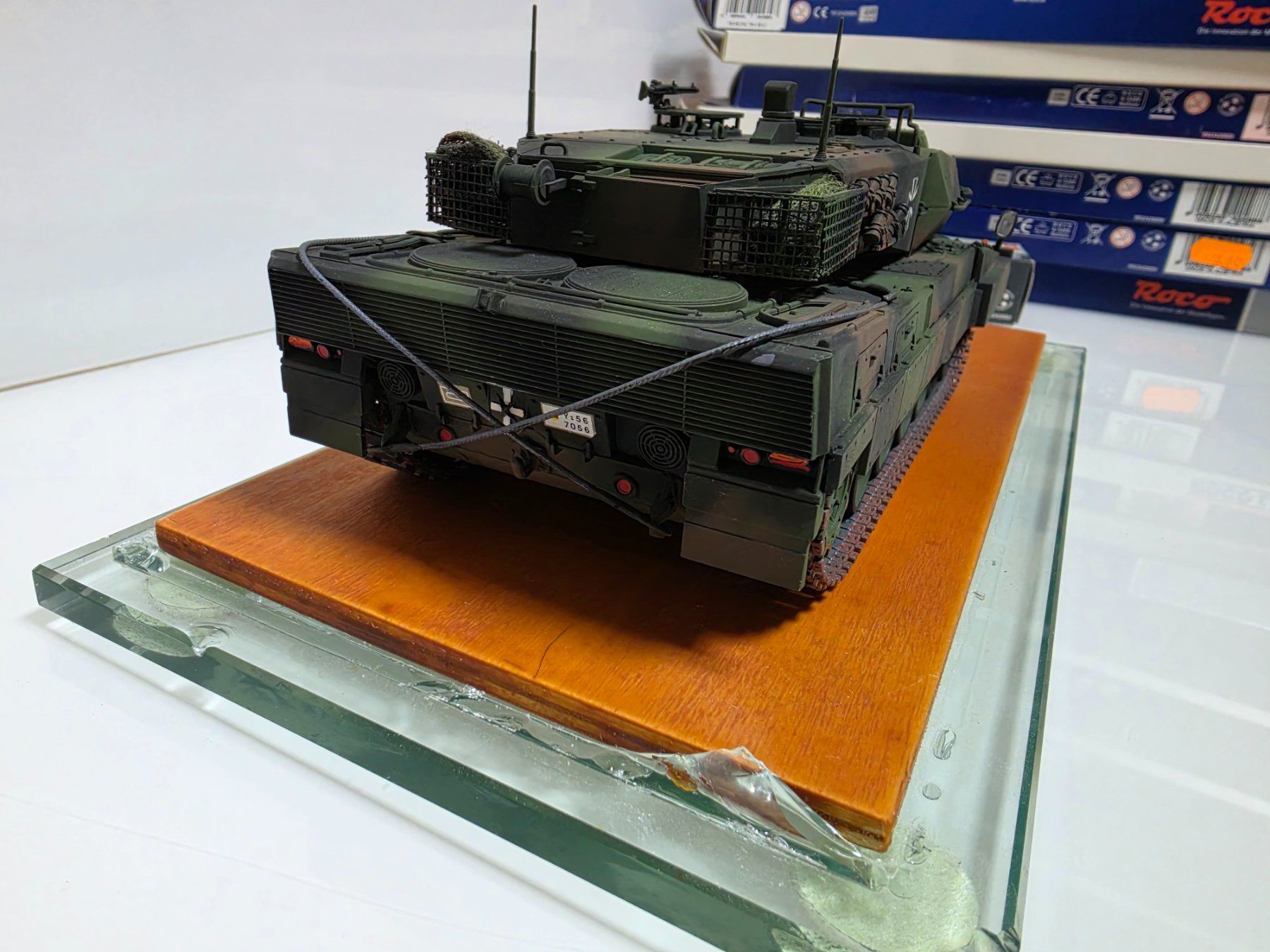 Modellbausätze & Standmodelle: Modell Panzer Leopard 2A7 von Wegmann – Gebraucht aus Neuenhof von ludovicco 4