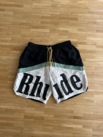 RHUDE Shorts in Grösse L (neu)