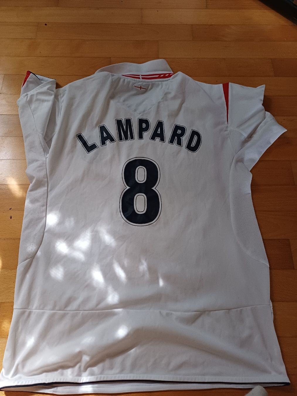 Maillots de corps & Pantalons: England Shirt Nr. 8 Lampard – D'occasion à Lohn-Ammannsegg par kill-bidi 2