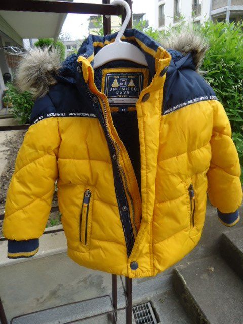 Giacche & Cappotti: Kinder Jacke Gr 98 – Usato da Zürich venduto da liquidation-cobra