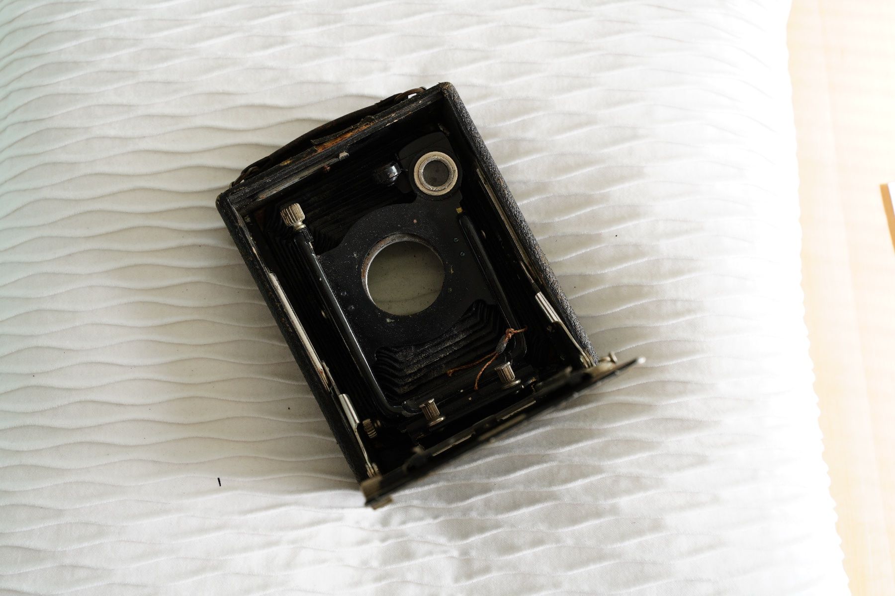 Fotocamera: Antike Mittelformat Kamera – Difettoso da Dagmersellen venduto da sim_zqh8 1