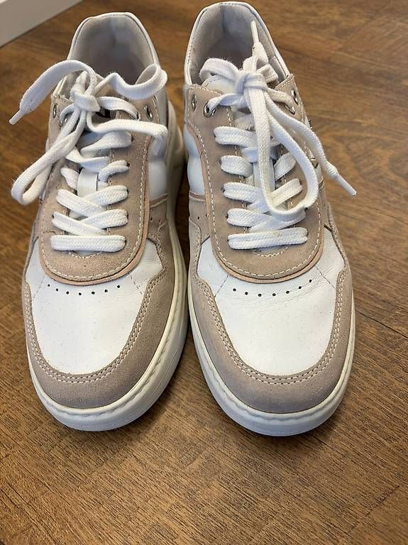 Scarpe da donna: Nero Gardini Sneaker – Usato da Fehraltorf venduto da oberlandR 1