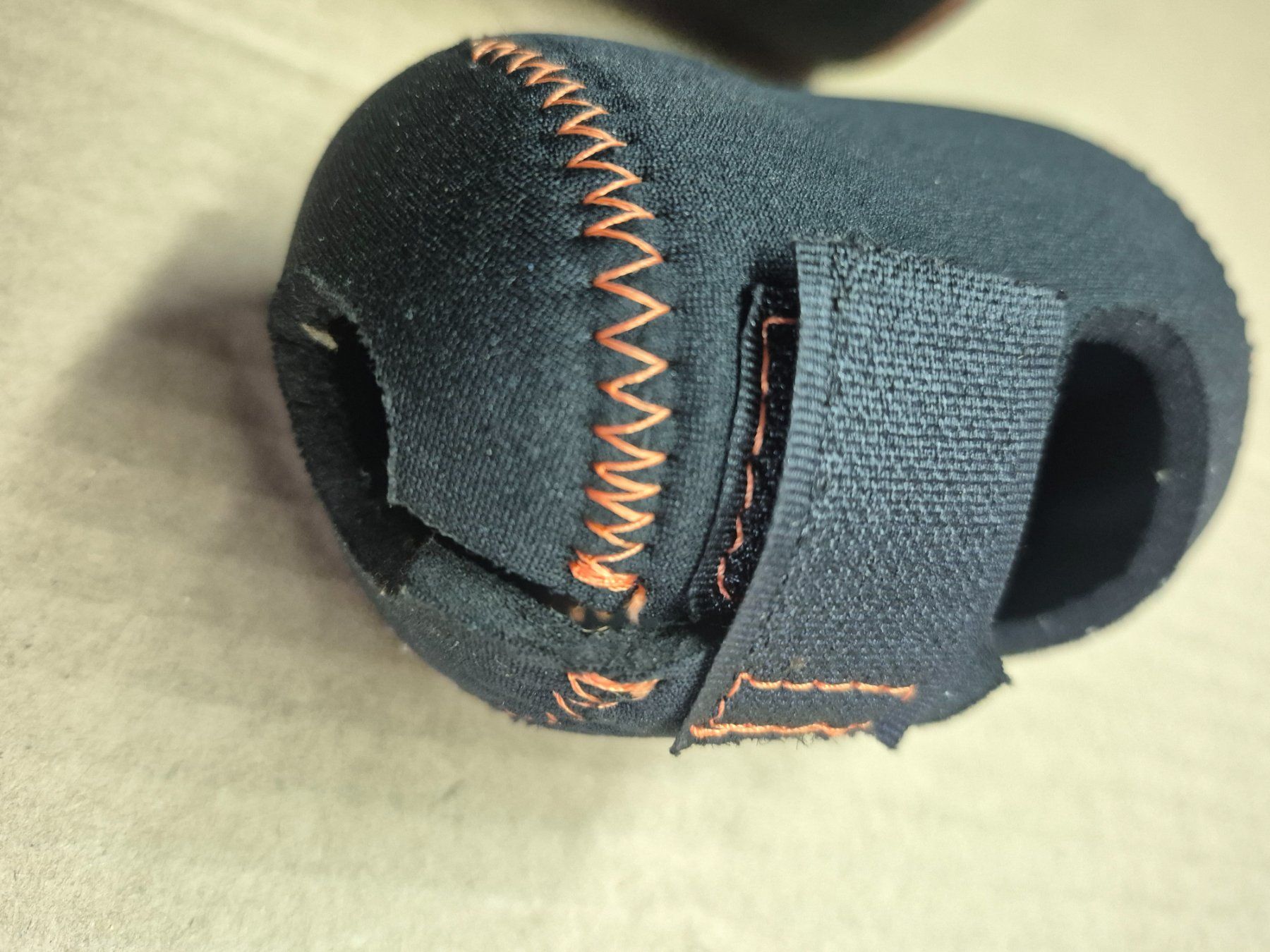 Daiwa Tamburi & Mulinelli: 2x Dojo Neopren Rollenschutztasche – Usato da Bigenthal venduto da FSB1 5