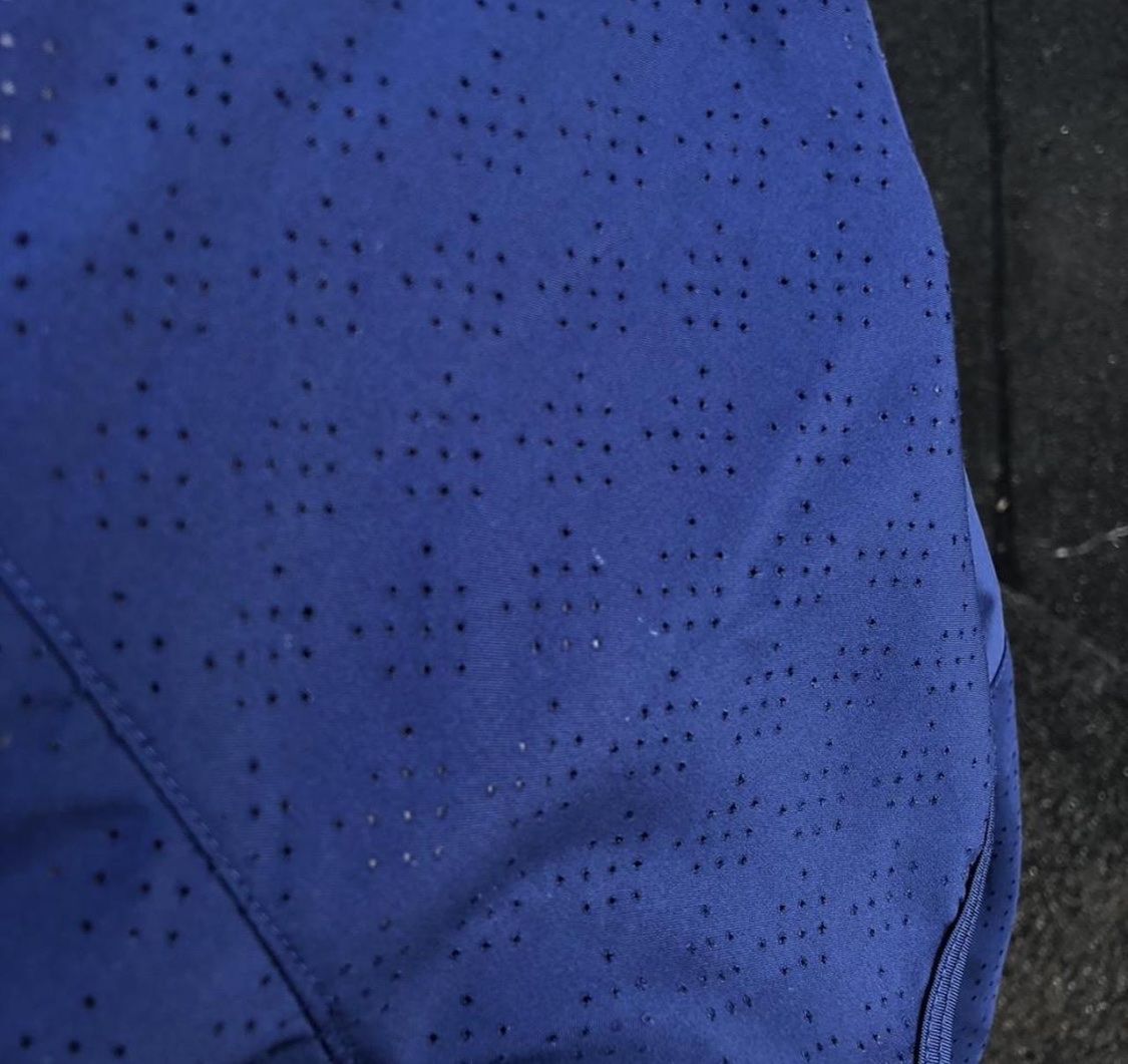 Adidas Pantalons: Adidas Running Shorts – D'occasion à Fribourg par ann_l9b7 5