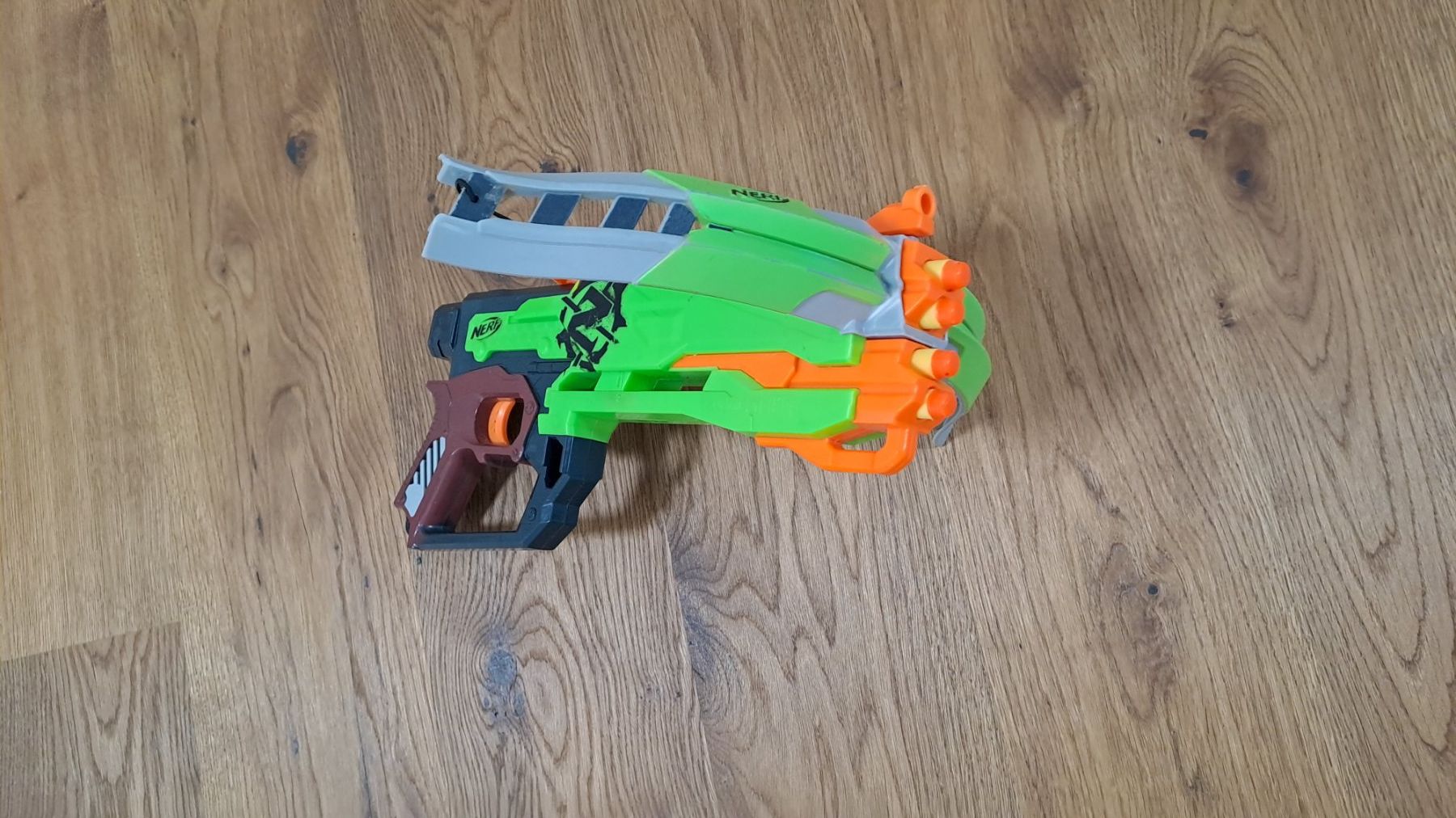Nerf Giocattoli: Nerf Zombie Strike Crossfire Bow – Usato da Hämikon venduto da ManuelaWi 1