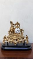 Pendule de cheminée de style Rococo ou Napoléon III