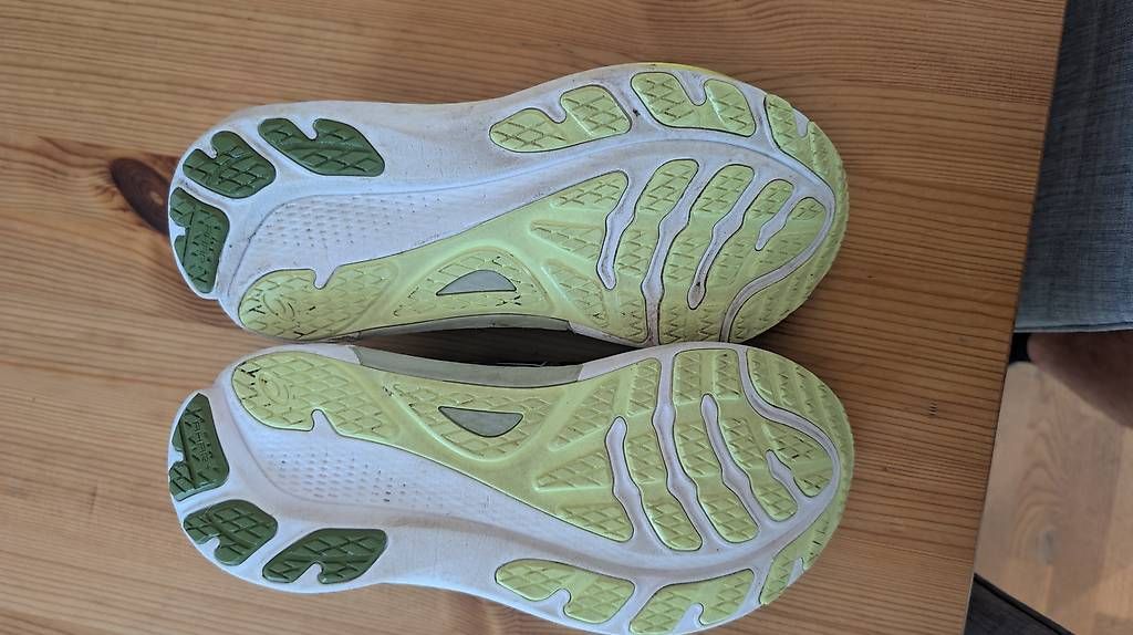 Chaussures hommes: ASICS Gel Kayano 30 – D'occasion à Kallnach par RM96 1