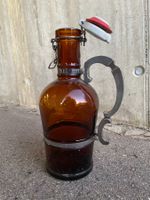 2L Flasche Back & Brau mit Zinnhenkel und Bügelverschluss