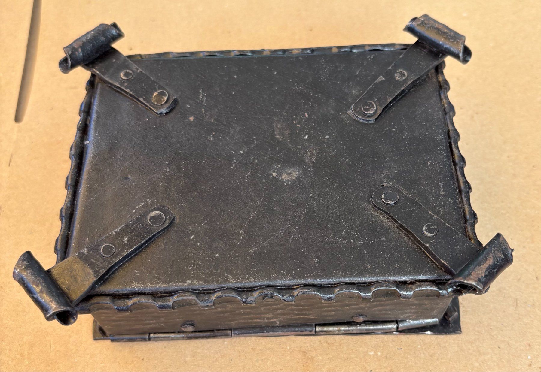 Cassapanche: VINTAGE SCHMUCKDOSE EISEN EDELWEISS – Usato da Ostermundigen venduto da Wyatt-Earp 3