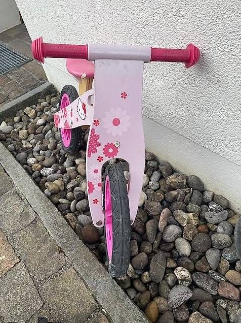 Hello Kitty Veicoli per bambini: Laufrad Hello Kitty – Usato da Uetikon am See venduto da Kapfense143 1
