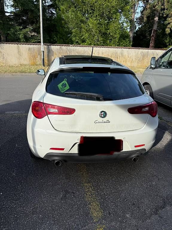 Alfa Romeo Automobili: Alpha Roméo – Usato da Genève venduto da tal_7d5k 2