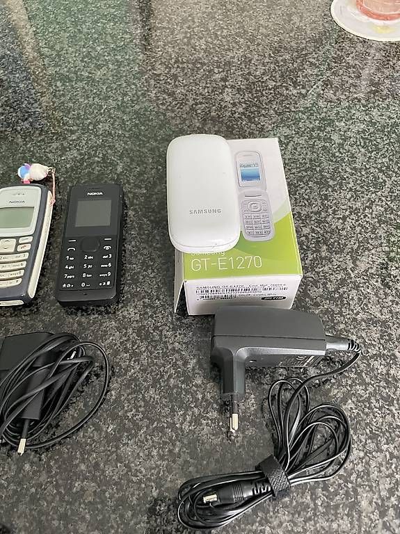 Handys / Smartphones: Retro Handys / 4 Stk. – Gebraucht aus ossingen von franco057 1