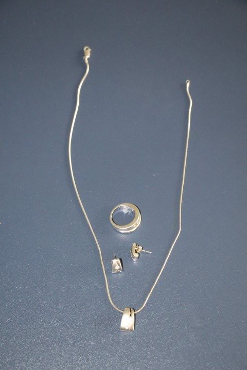 Bagues: Set 5-teilig, Silber, Zirkonia, Gr. 100 – D'occasion à Eschenbach SG par Anisti13