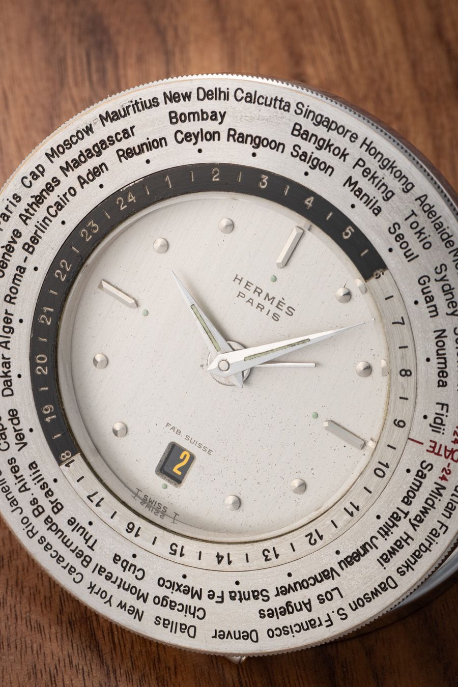 Hermès Orologi: Very Rare - HERMÉS Paris - World Time Table Clock with Case – Usato da Zürich venduto da KE-Sales 2