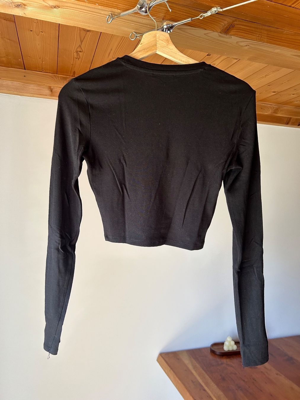 Zara Top: Schwarzes Zara Oberteil, Grösse M – Usato da Erlen venduto da nin_b8c6 2