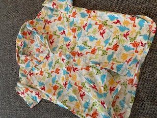Chemises, T-shirts & Polos: Chemise manches courtes t.116 – D'occasion à Boudry par Lamue01