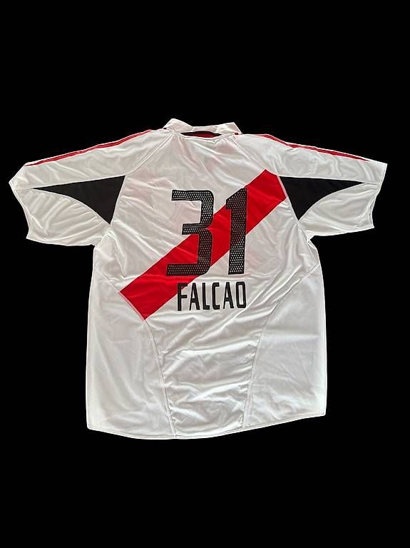 Leibchen & Hosen: Original Riverplate Trikot 2005 – Gebraucht aus Volketswil von Leon567 1