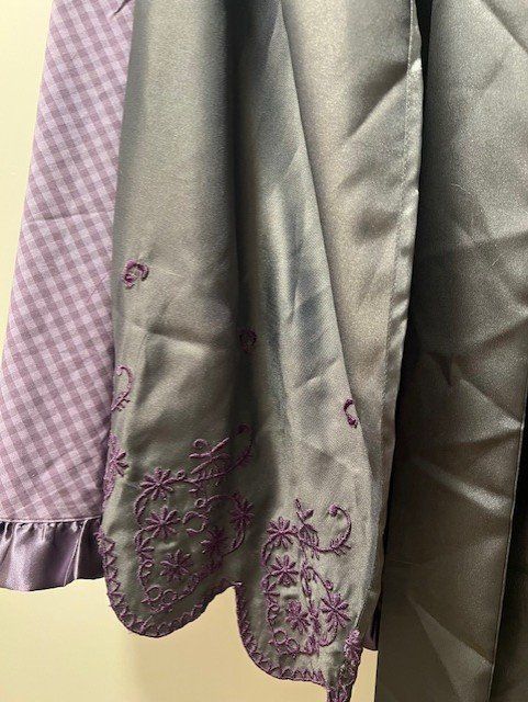 Vestiti: Schönes Dirndl, neu, Grösse 48 ! – Nuovo (secondo la descrizione) da Aarau venduto da Fredy051 8