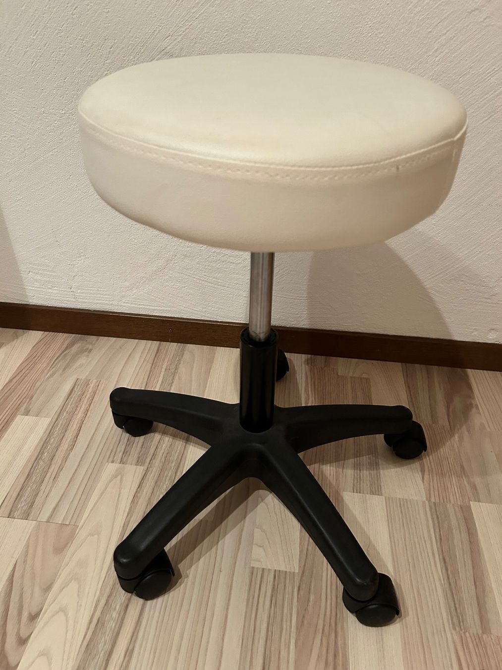 Tabourets: Arbeitshocker – D'occasion à Igis par elch04