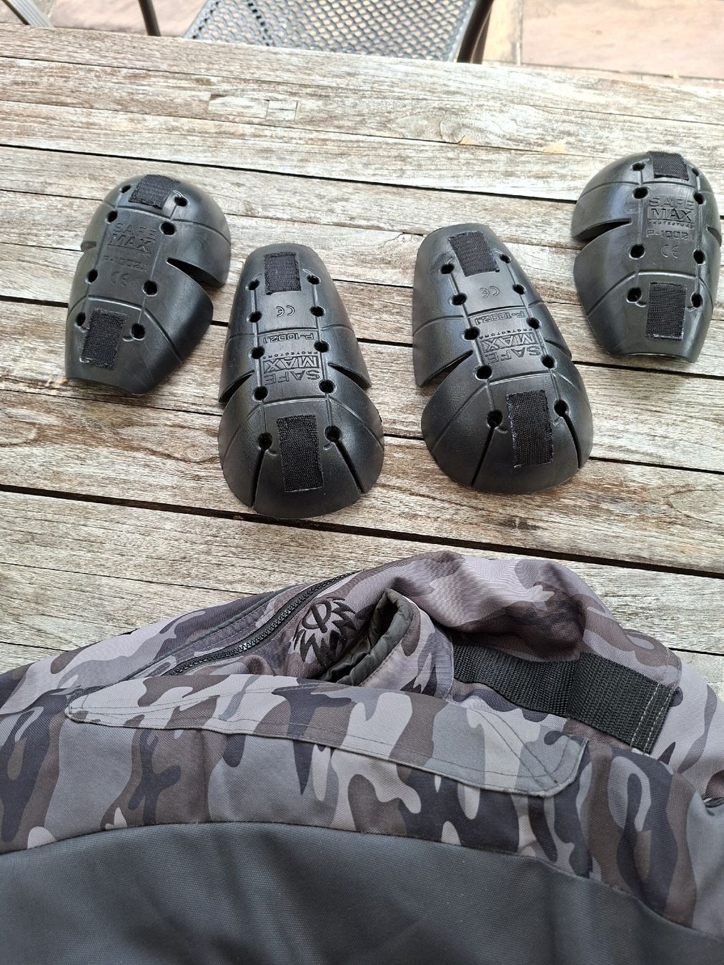 Giacche: Motorradjacke Hellfire Tarnmuster Grösse L 52-54 – Usato da Stäfa venduto da Rampensau 6
