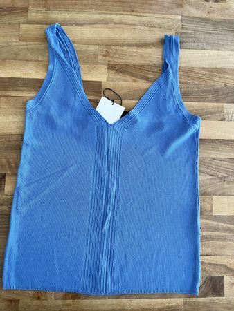 Neues Zara Top mit Etikette