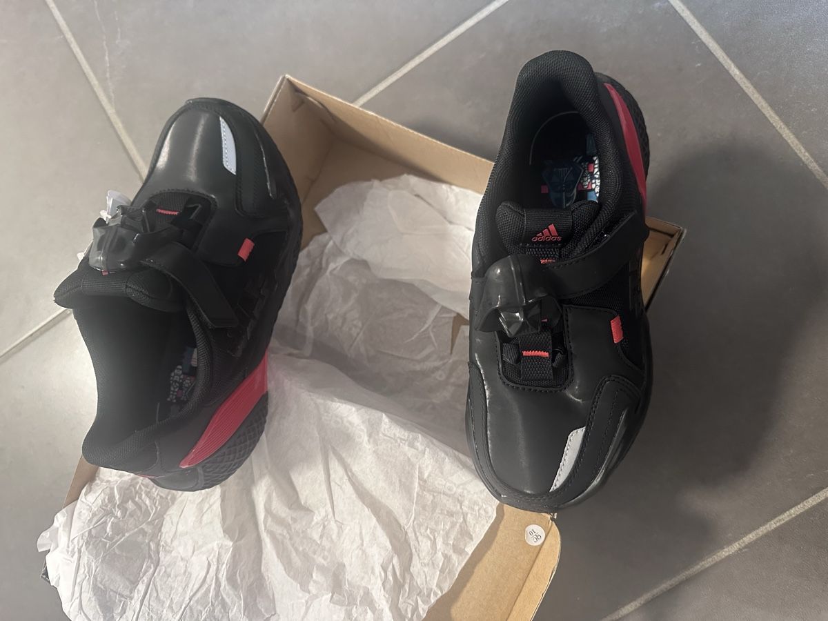 Adidas Herrenschuhe: Adidas star wars gr. 35 – Neu und originalverpackt aus Laupen BE von Smythe 2