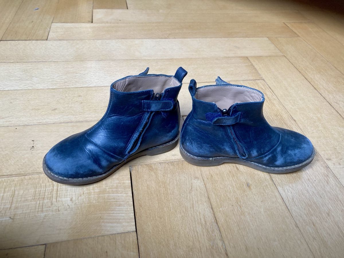 Pom d'Api Scarpe per ragazze: Pom d‘Api Kinderschuh Leder – Usato da Bern venduto da Bentivoglio 1