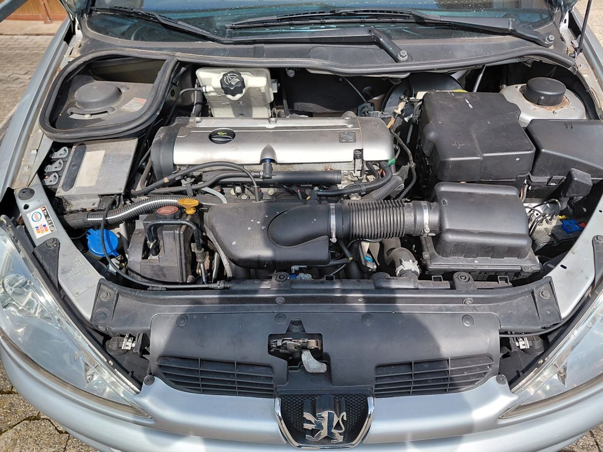 Peugeot Autos: Peugeot 206 2.0 Cabrio – Gebraucht aus Amriswil von Bidi83 2