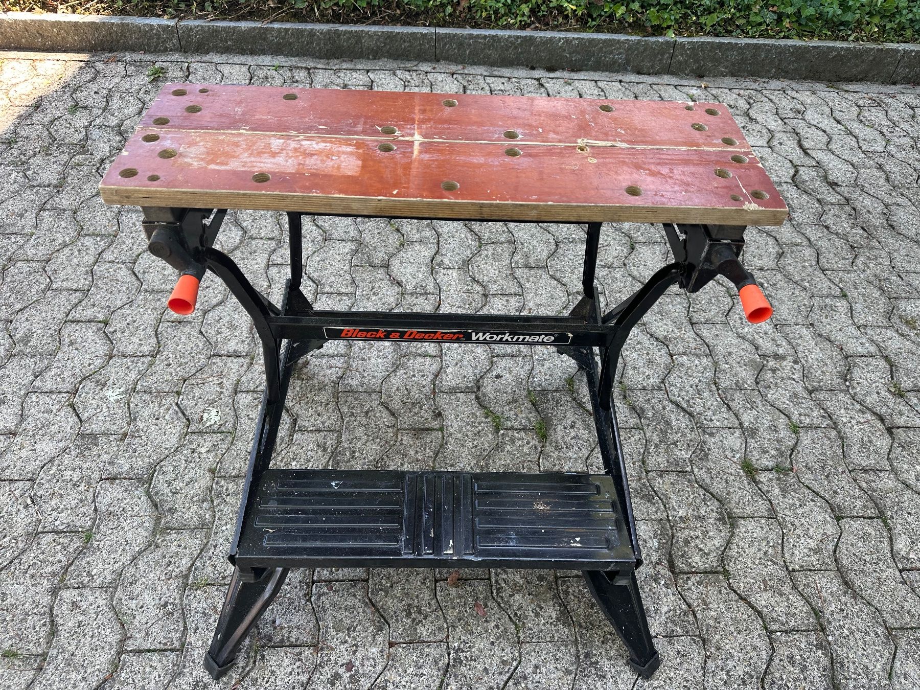 Banchi da lavoro: Black + Decker Workmate WM 626 DC – Usato da Stallikon venduto da Rsiri