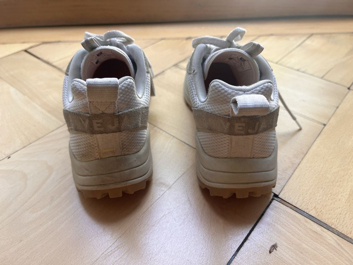 Veja Scarpe da donna: VEJA Sneakers beige/weiss 39  – Usato da Zürich venduto da romcam 4