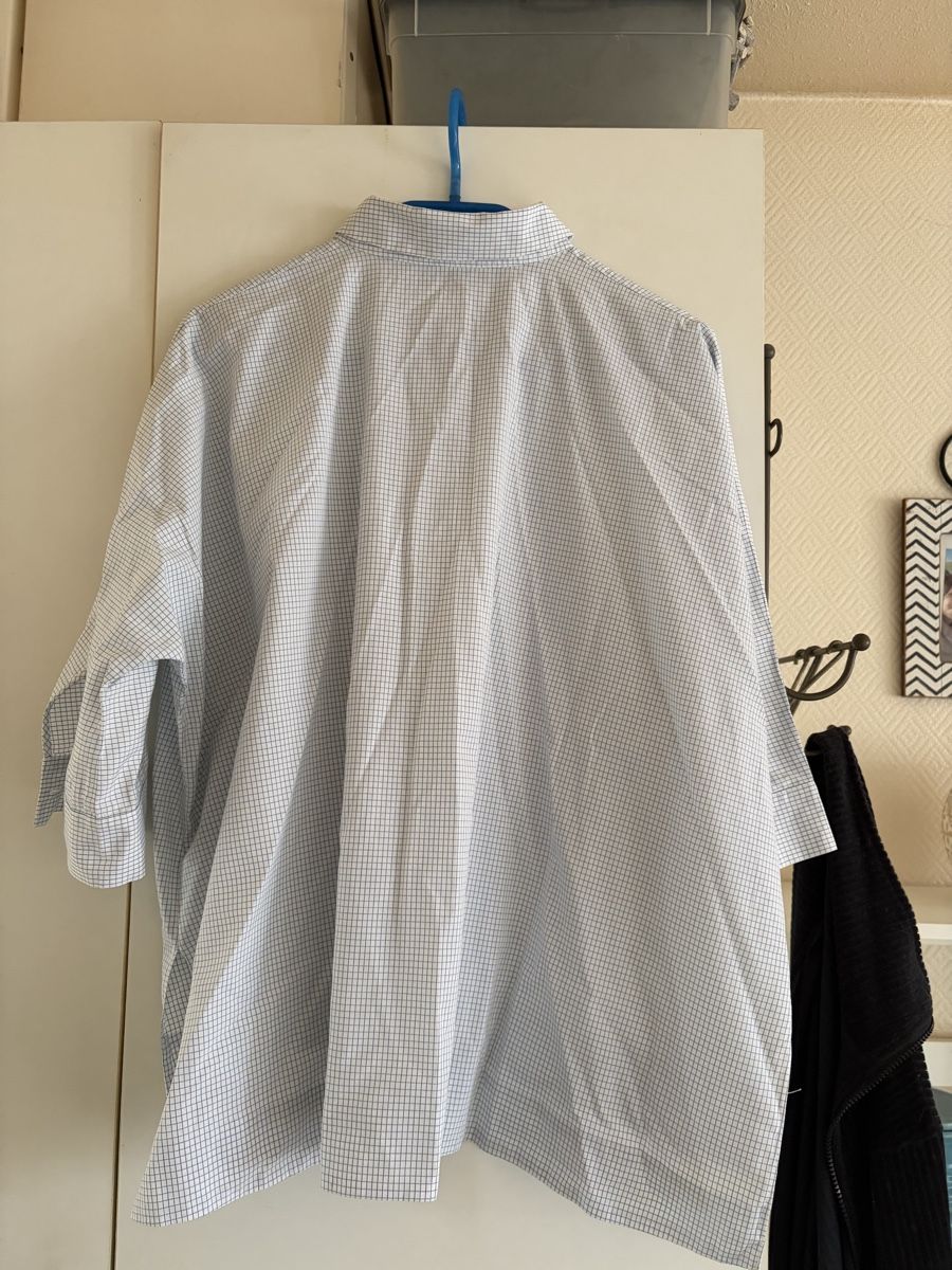 Cos Camicette: Cos Oversize Bluse – Usato da Basel venduto da Brunner.T 2