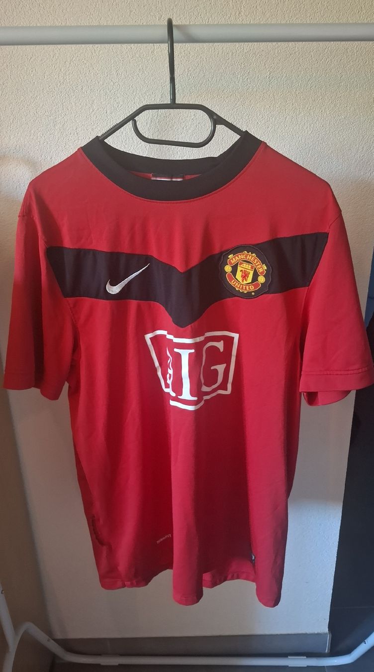 Leibchen & Hosen: Maillot Manchester United Taille L – Gebraucht aus Lausanne von SwissFootballShirt 2