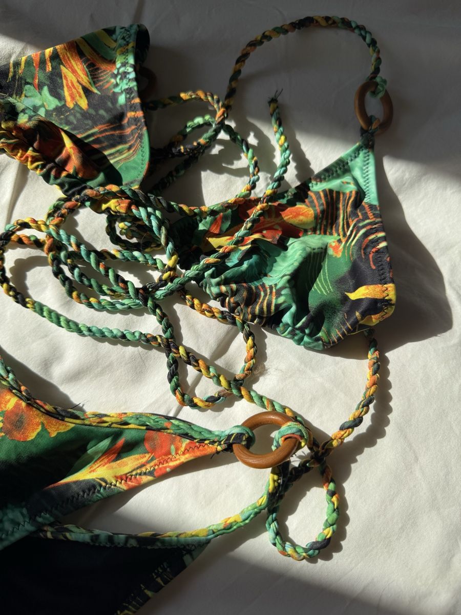 Badekleider & Bikinis: Tropical Nasty Gal Swimsuit Set – Neu und originalverpackt aus Aigle von 029_mbn 1