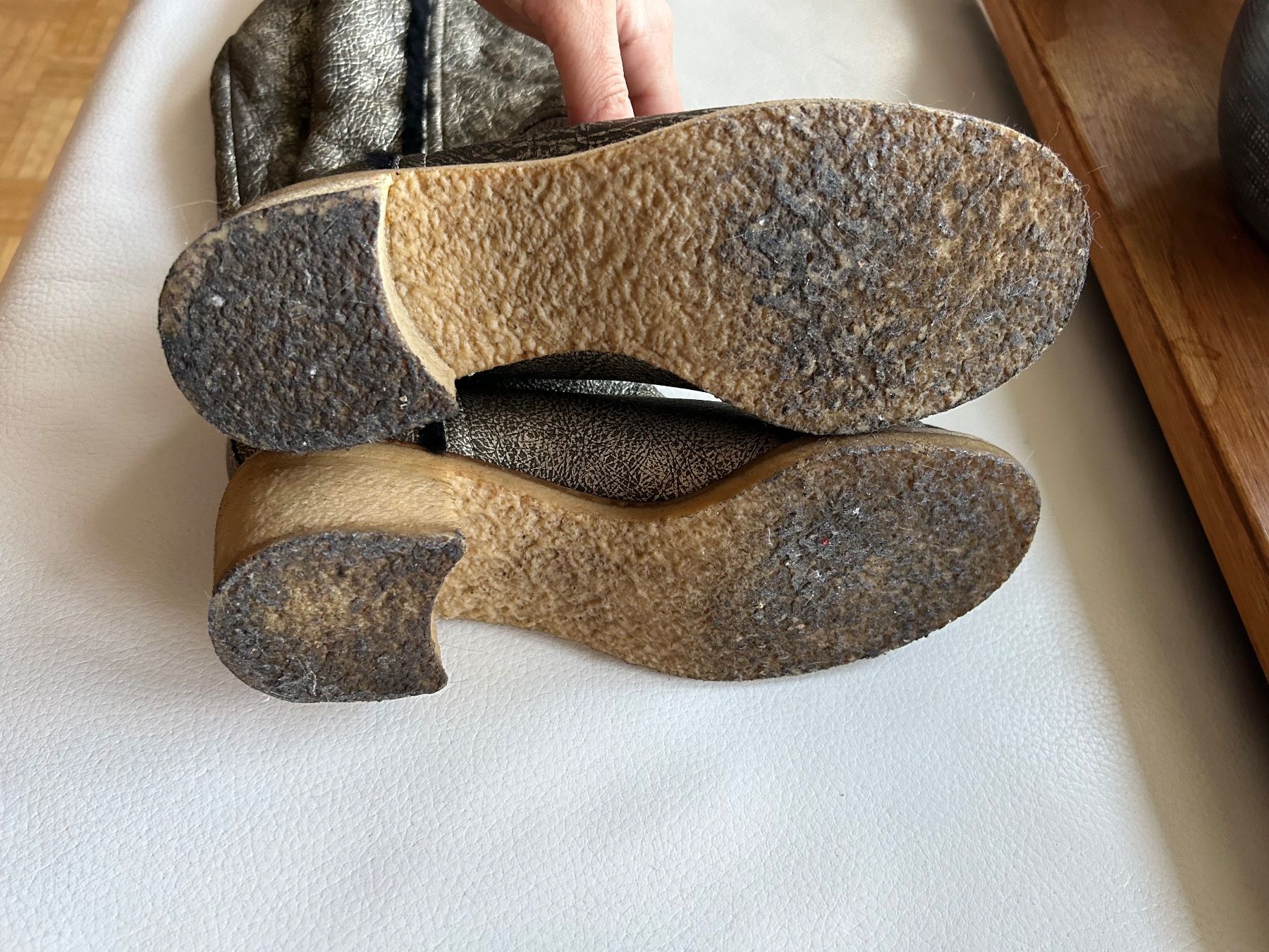 Chanel Scarpe da donna: Chanel sheering boots (37.5) – Usato da Rüschlikon venduto da Tey_sl 7