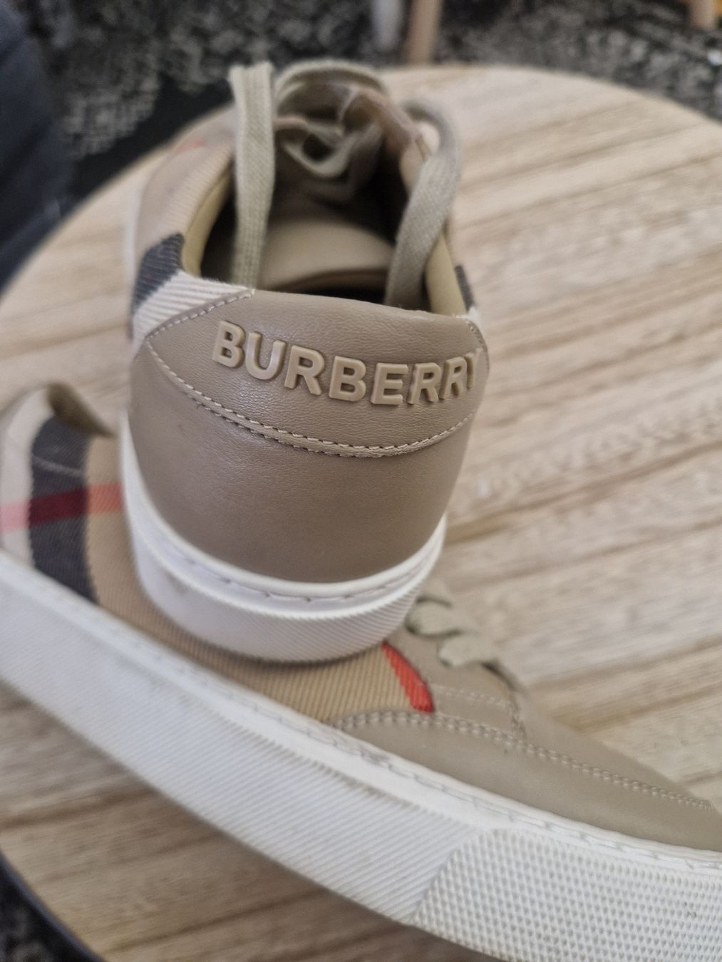 Burberry Damenschuhe: BURBERRY – Gebraucht aus Chavannes pres renens von Scbel 5