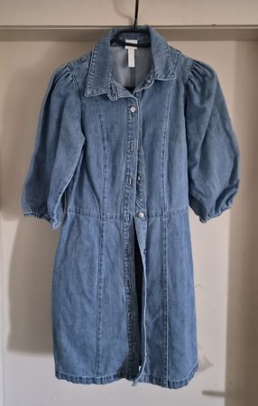 H&M Jeanskleid