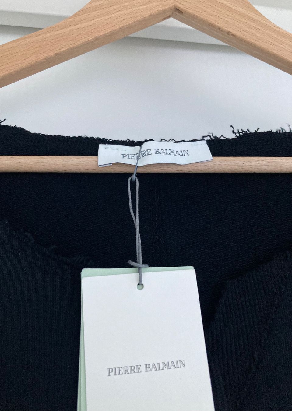 Balmain Pullover & Sweatshirts: Balmain Pullunder Gr.M ***NEU*** – Neu und originalverpackt aus Unterägeri von Jutka_04 5
