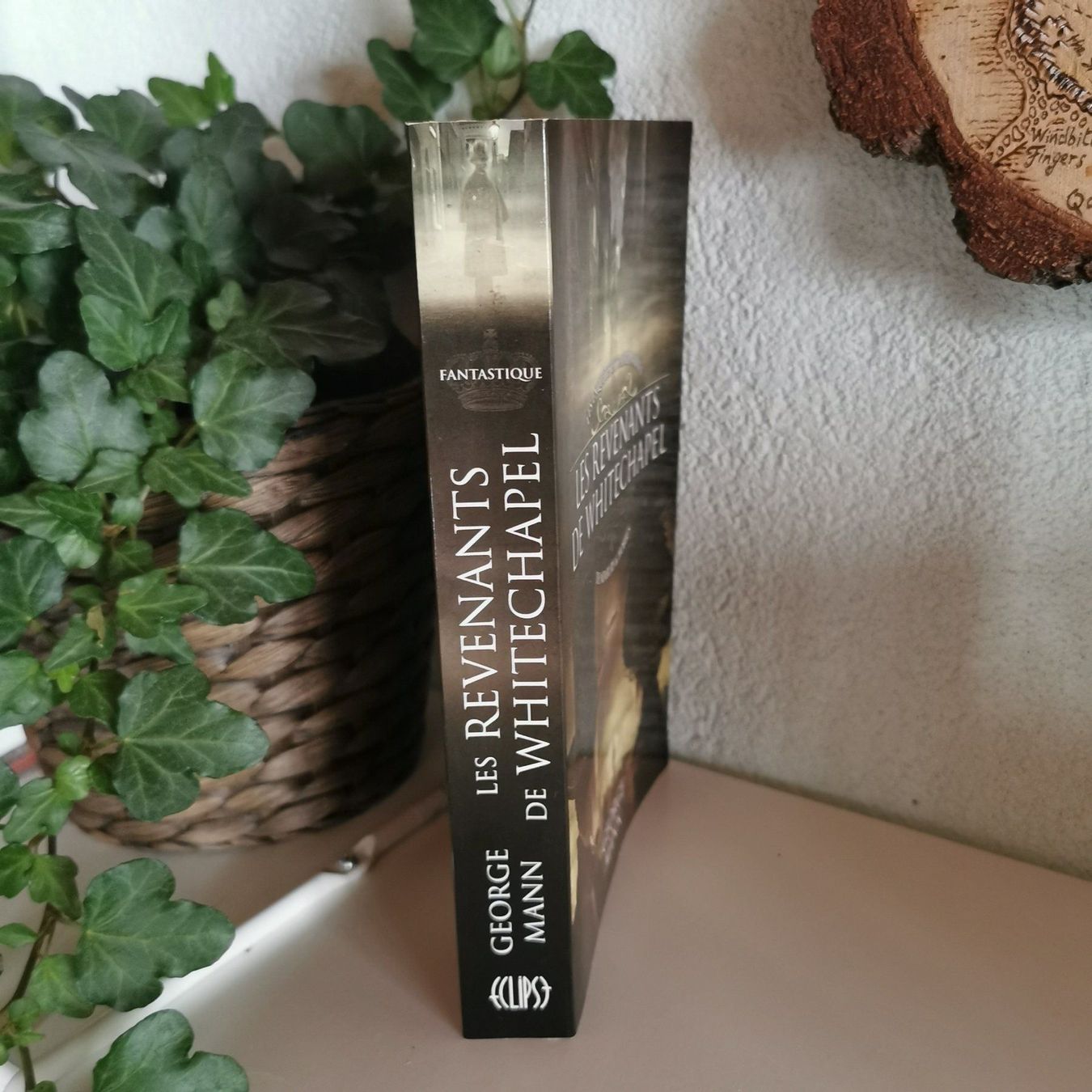 Bücher: Les Revenants de Whitechapel - G. Mann – Neu (gemäss Beschreibung) aus Veytaux von lelivreouvert 1