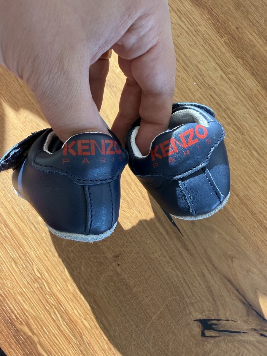 Scarpe per ragazzi: Kenzo Schuhe Baby – Usato da Altendorf venduto da Carcoura 2