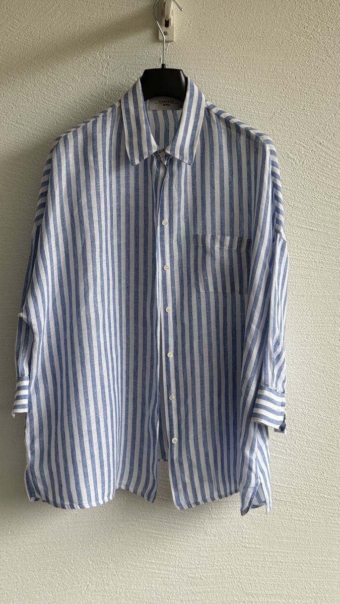Max Mara Camicette: WEEKEND MAX MARA Leinen Bluse, hellblau, oversize – Usato da Weesen venduto da isabelleST 2