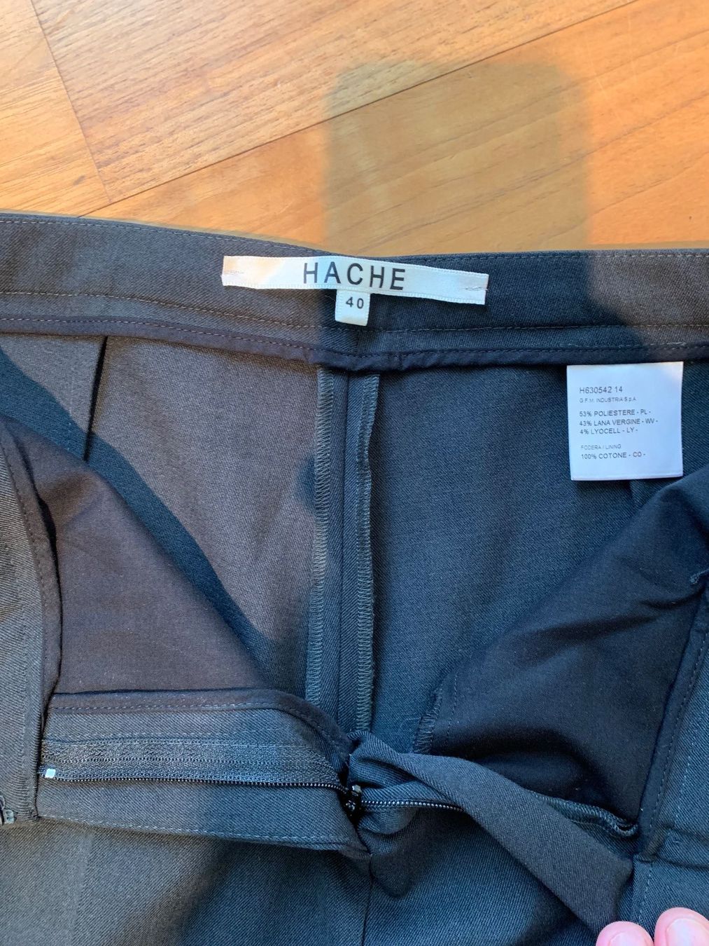 Hosen: Hache Kick Flare Trousers in Navy – Gebraucht aus Rüschlikon von Brixen07 2