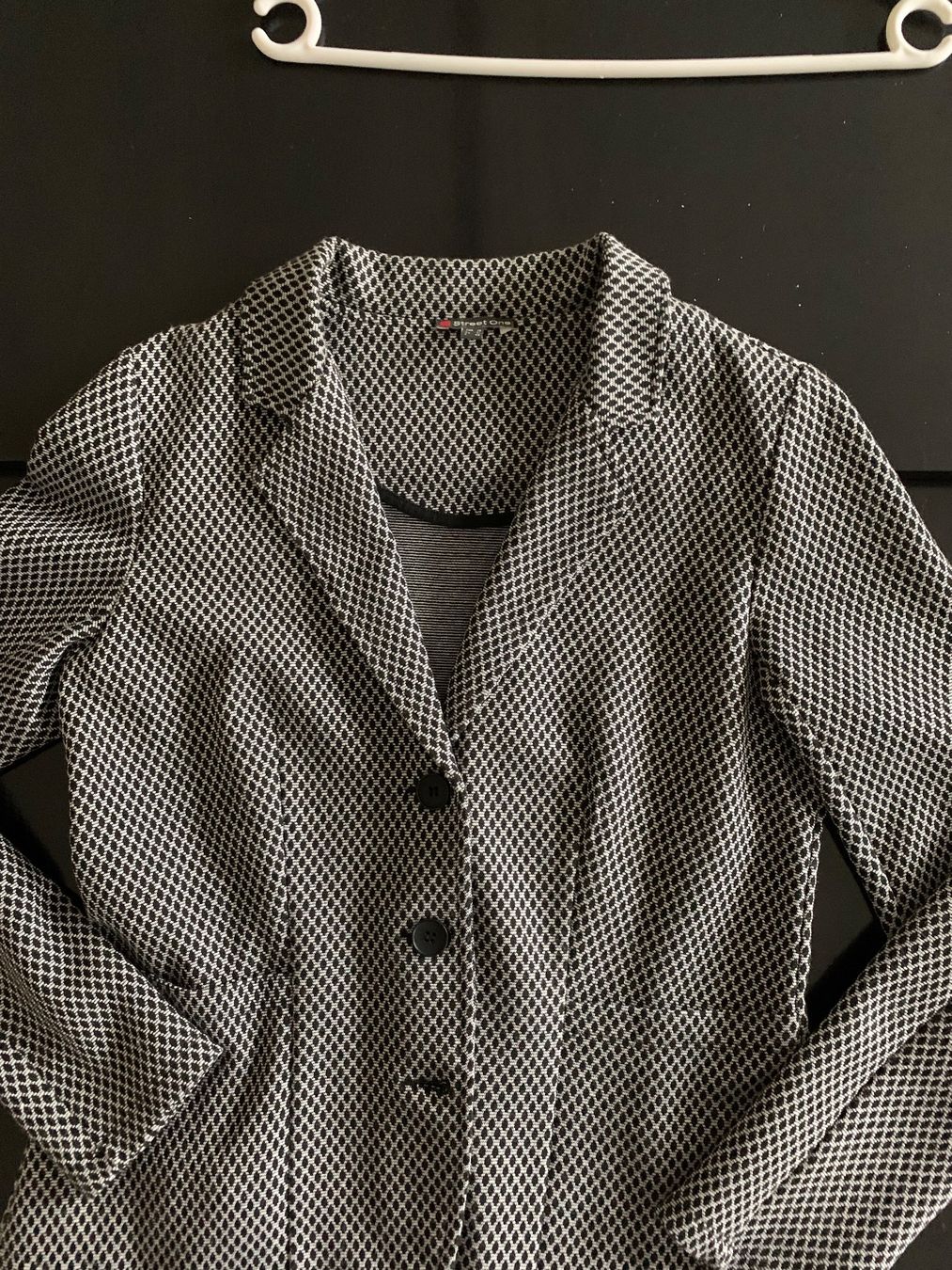Jacken: Damenblazer Street one – Neu (gemäss Beschreibung) aus Wettingen von Ecaramel 1